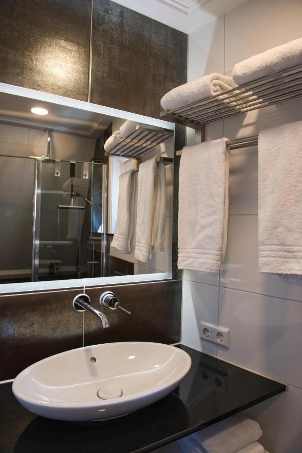 Com-In Apartment อัลค์มาร์ ภายนอก รูปภาพ